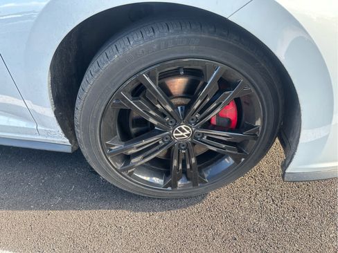 Used 2022 Volkswagen Jetta GLI Autobahn FWD image 4