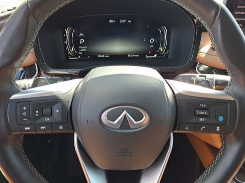 Used 2023 INFINITI QX60 Sensory w/ Vision Package AWD/4WD image 22
