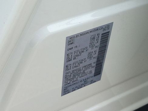 Used 2020 Nissan Pathfinder Platinum FWD image 47