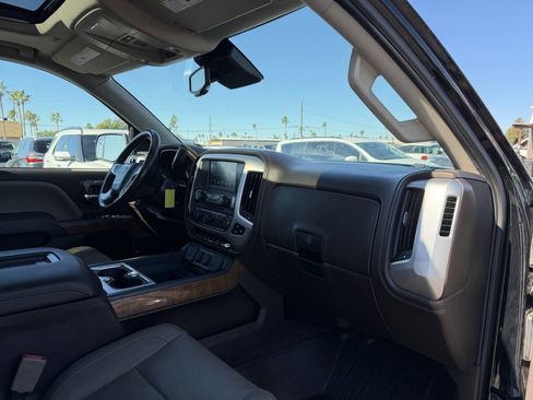 Used 2018 GMC Sierra 1500 SLT image 31