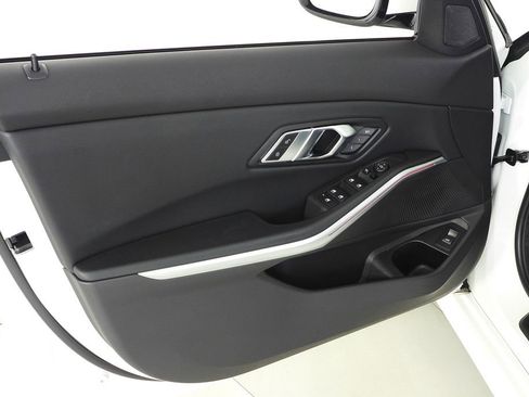 Certified 2023 BMW 330i Sedan w/ Convenience Package RWD image 11