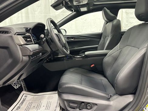 Used 2025 Toyota Camry XSE image 14