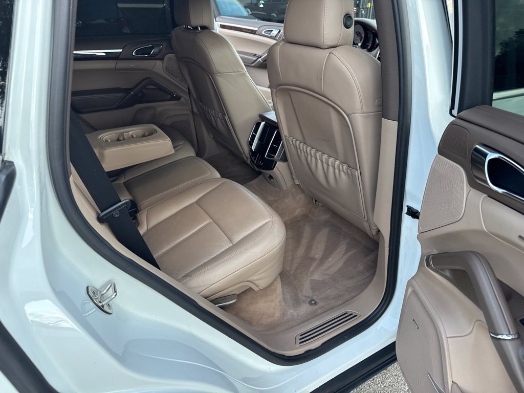 Used 2012 Porsche Cayenne AWD/4WD image 89
