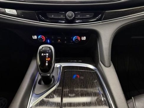 Used 2021 Buick Enclave Avenir FWD image 9