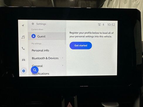 Used 2025 Toyota Corolla LE image 34