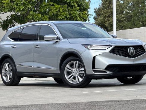 Certified 2025 Acura MDX FWD image 2