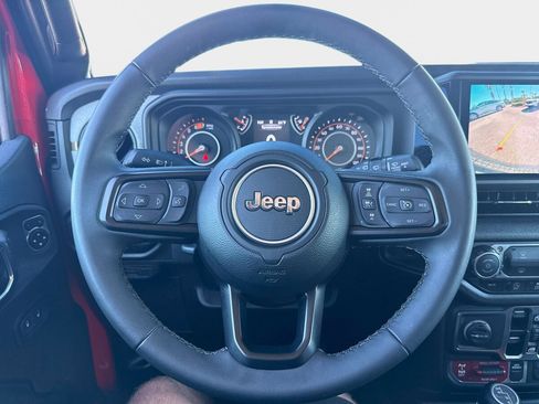 Used 2025 Jeep Wrangler Unlimited Sport AWD/4WD image 25