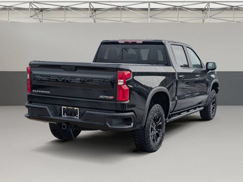 Used 2023 Chevrolet Silverado 1500 ZR2 AWD/4WD image 11