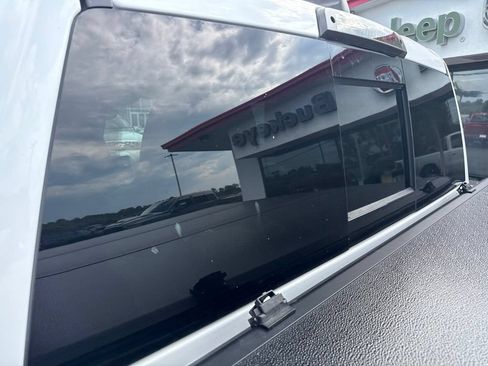 Used 2021 RAM 1500 Big Horn AWD/4WD image 17