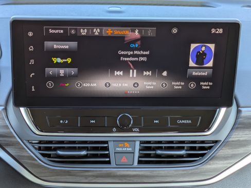 New 2025 Nissan Altima 2.5 SV w/ SV Special Edition Package image 17