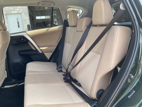 Used 2013 Toyota RAV4 XLE FWD image 31