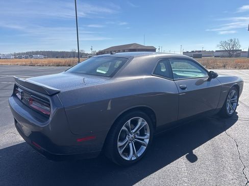 Used 2021 Dodge Challenger R/T image 5