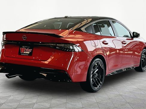 New 2026 Nissan Sentra SR FWD image 12