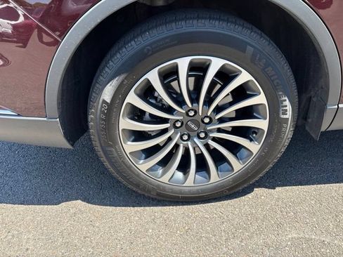 Used 2022 Lincoln Aviator Reserve w/ Equipment Group 201A AWD/4WD image 14