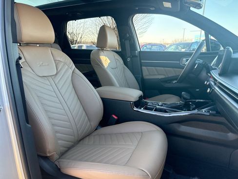 Used 2026 Kia Sorento SX Prestige w/ Olive Brown Leather Package image 27