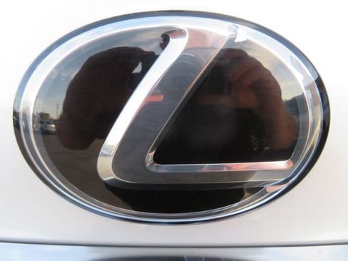 Used 2023 Lexus GX 460 Luxury w/ Sport Design Package AWD/4WD image 25