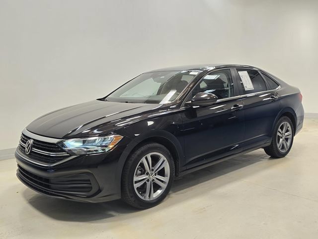 Used 2023 Volkswagen Jetta SE FWD image 32