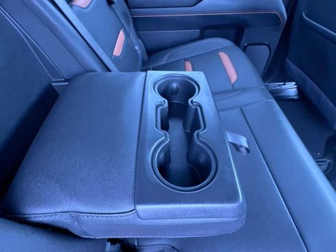 Used 2024 GMC Sierra 2500 AT4 w/ AT4 Preferred Package image 35