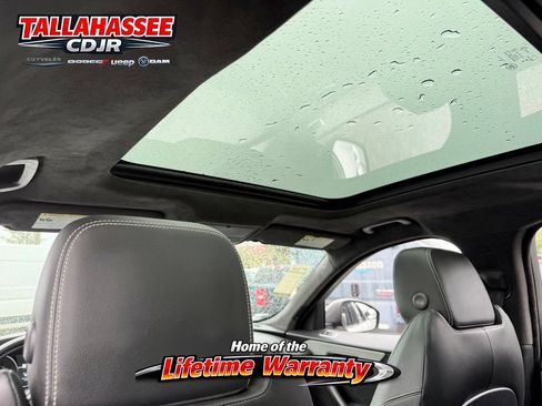 Used 2020 Jaguar F-PACE S AWD/4WD image 33