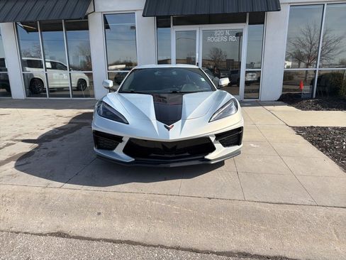 Used 2021 Chevrolet Corvette Stingray Coupe w/ 1LT image 2