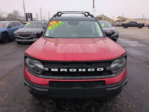 Used 2021 Ford Bronco Sport Outer Banks w/ Outer Banks Package (96D) image 3