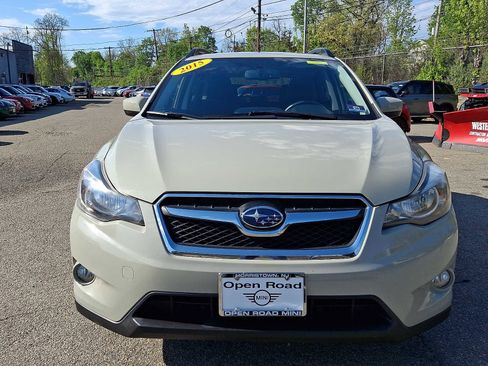 Used 2015 Subaru Crosstrek 2.0i Premium w/ Moonroof Package AWD/4WD image 2