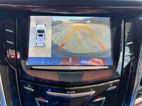 Used 2017 Cadillac Escalade Premium Luxury AWD/4WD image 21