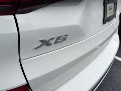 Used 2022 BMW X5 xDrive45e w/ M Sport Package image 10