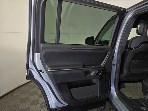 Used 2024 Rivian R1S Adventure AWD/4WD image 17