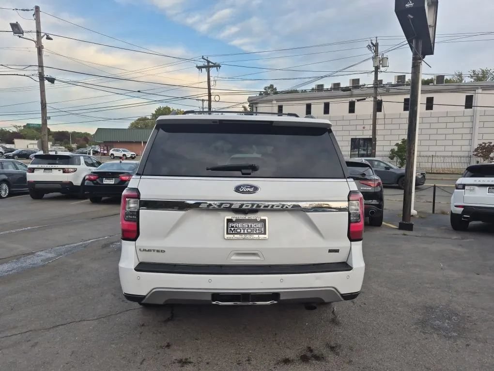Used 2018 Ford Expedition Limited w/ Equipment Group 301A AWD/4WD image 21