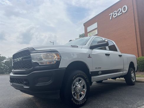 Used 2020 RAM 2500 Tradesman AWD/4WD image 1