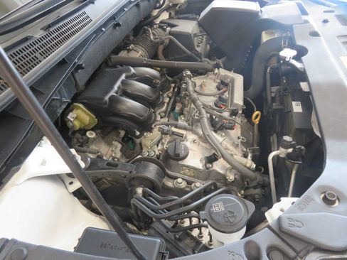 Used 2016 Toyota Highlander XLE FWD image 62
