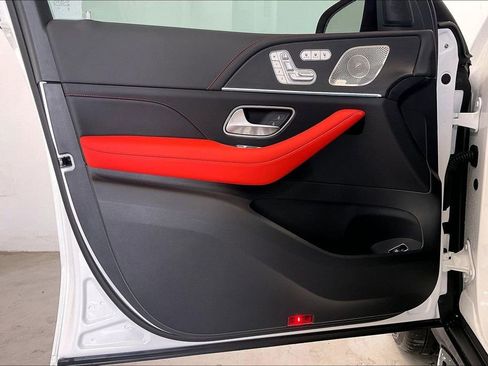 New 2026 Mercedes-Benz GLE 53 AMG 4MATIC Coupe image 10
