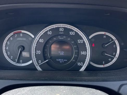 Used 2017 Honda Accord Touring image 28