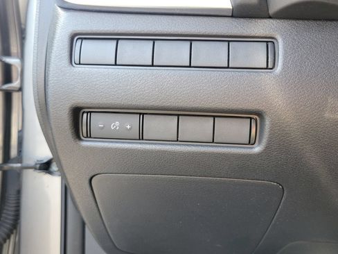 Used 2021 Nissan Rogue S FWD image 33
