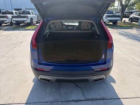 Used 2021 Cadillac XT4 Premium Luxury FWD image 34