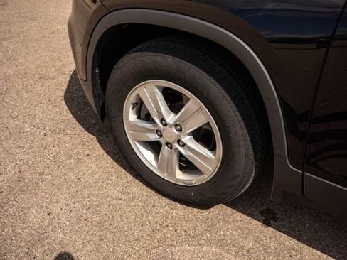 Used 2020 Chevrolet Trax LS w/ Tint and Cruise Package FWD image 12