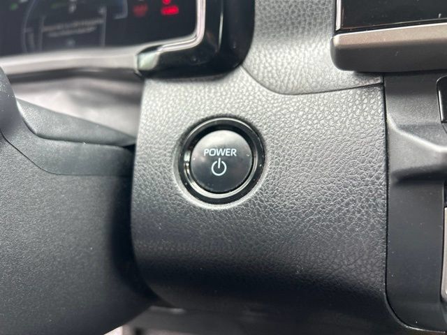 Used 2025 Toyota Camry LE FWD image 27