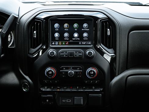 Used 2020 Chevrolet Silverado 2500 LTZ w/ LTZ Premium Package image 30