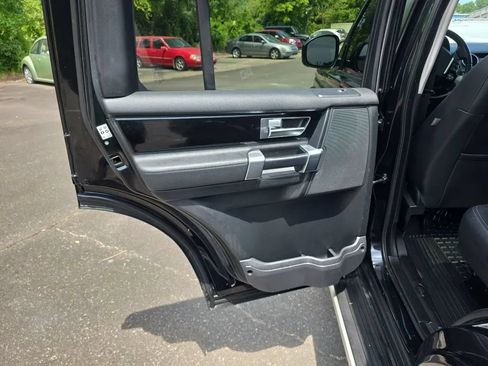 Used 2016 Land Rover LR4 HSE Silver Edition AWD/4WD image 48