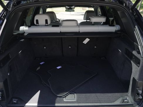 Used 2025 BMW X5 xDrive40i w/ Executive Package AWD/4WD image 12