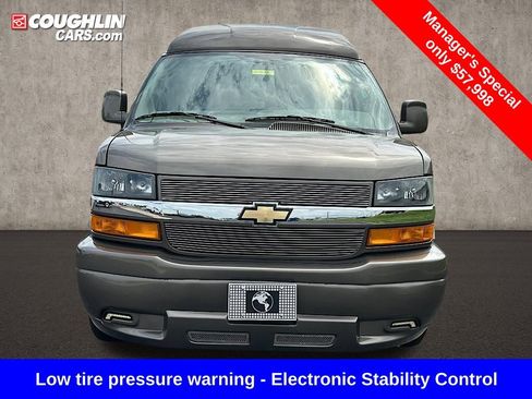 Used 2023 Chevrolet Express 2500 image 2
