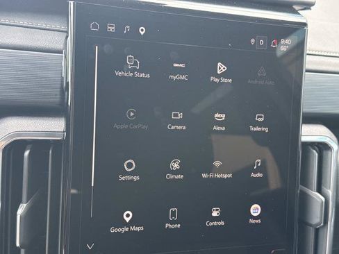 Used 2025 GMC Acadia Elevation FWD image 17