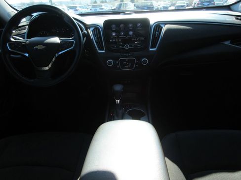 Certified 2021 Chevrolet Malibu RS w/ LPO, Convenience Package 2 image 15