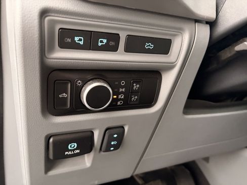 Certified 2023 Ford F150 Lightning XLT image 17