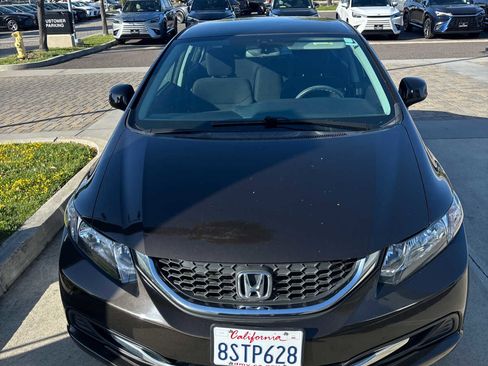 Used 2013 Honda Civic LX image 1
