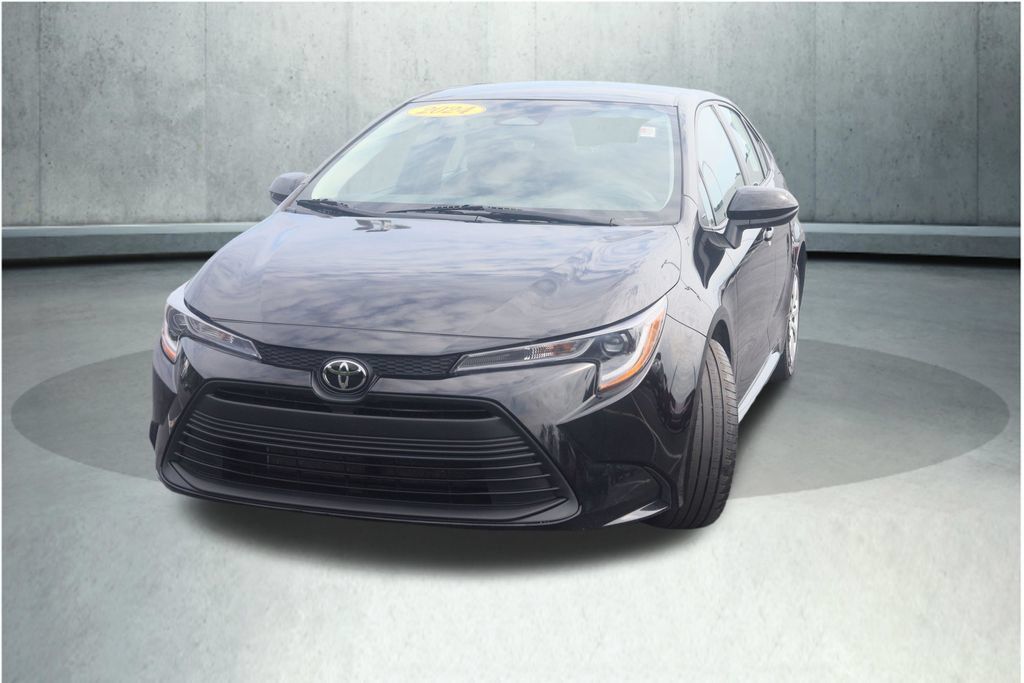 Certified 2024 Toyota Corolla LE FWD image 21