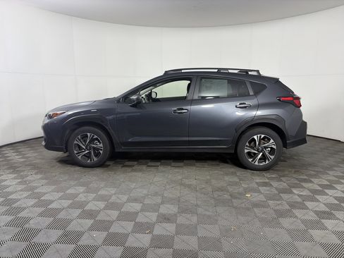 Used 2024 Subaru Crosstrek 2.0i Premium image 12