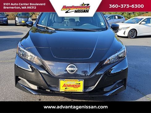 Used 2023 Nissan Leaf S image 8