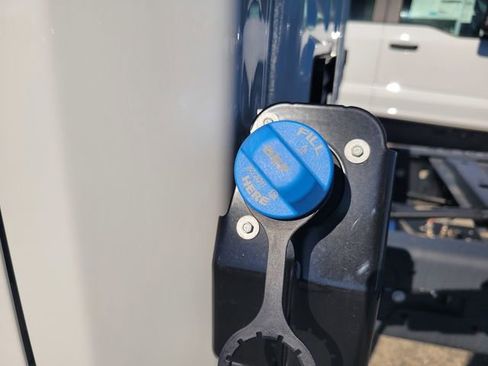 New 2025 Ford F550 4x4 SuperCab Super Duty image 17